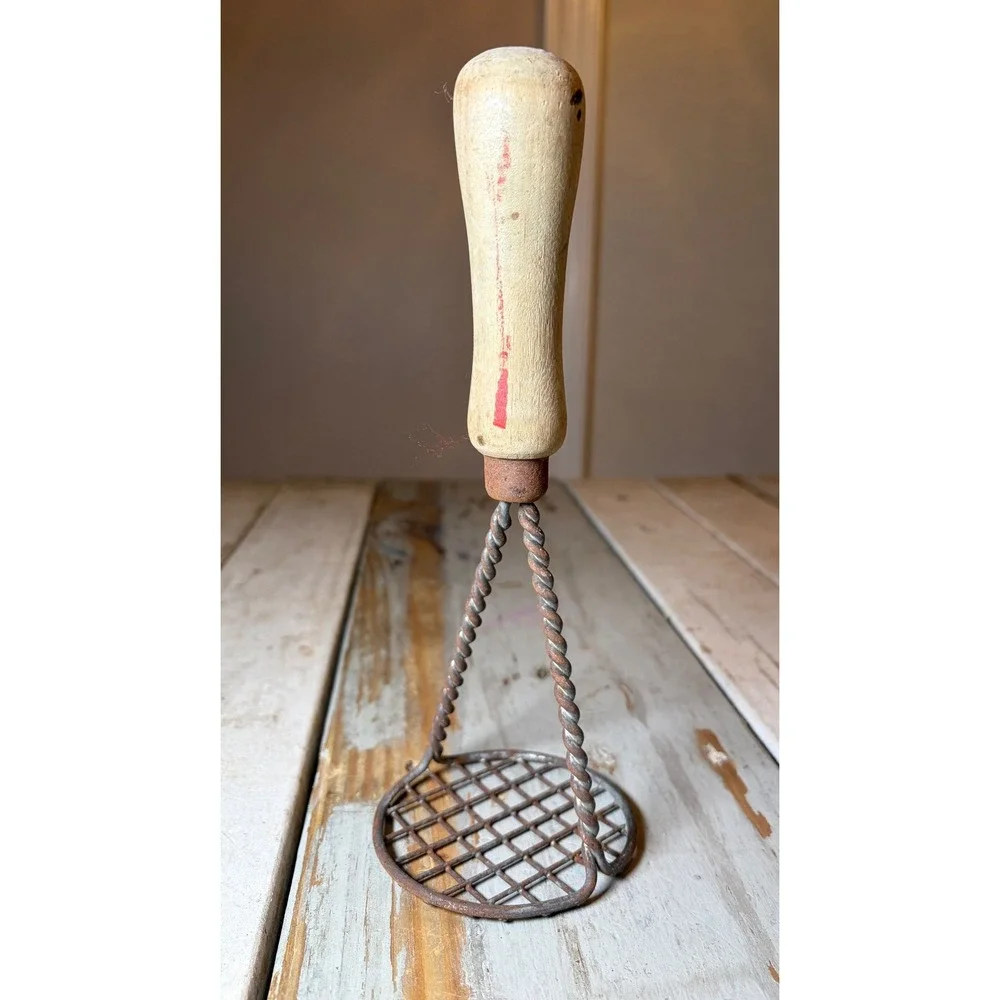 Vintage Antique Wire Potato Masher Primitive Kitchen Tool Wood Handle c1 900